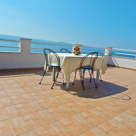 Apartment Kovacic Оміш Екстер'єр фото